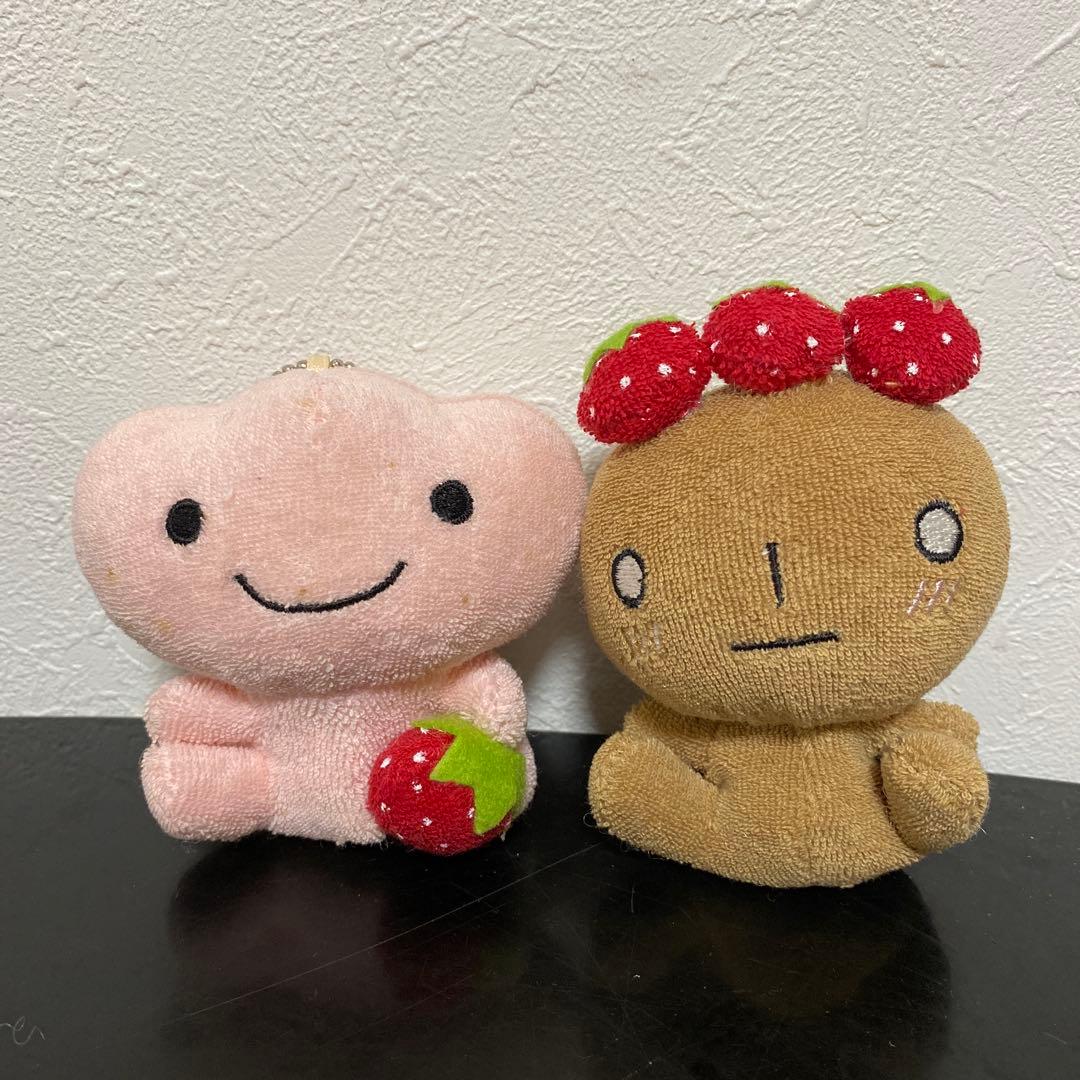 レア！新品 いちごのせこげぱん いちごパン ぬいぐるみ キーホルダー