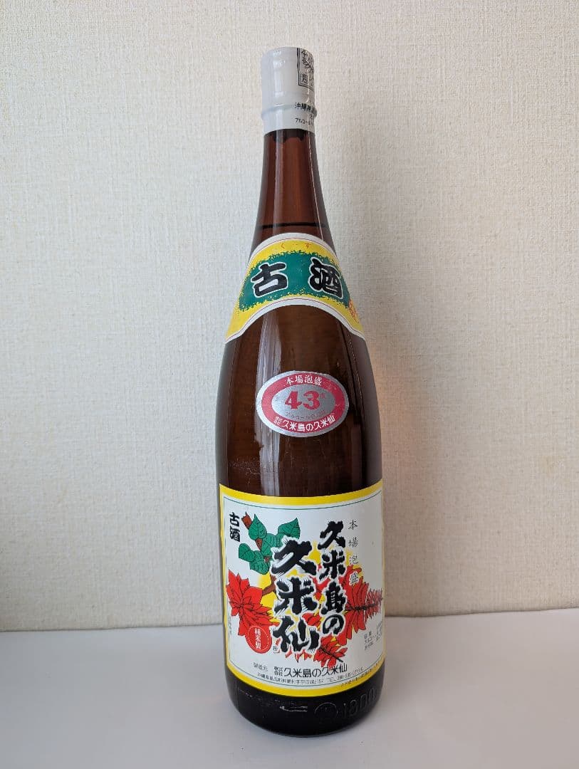 本場泡盛　久米島の久米仙　古酒43度 １８００ml