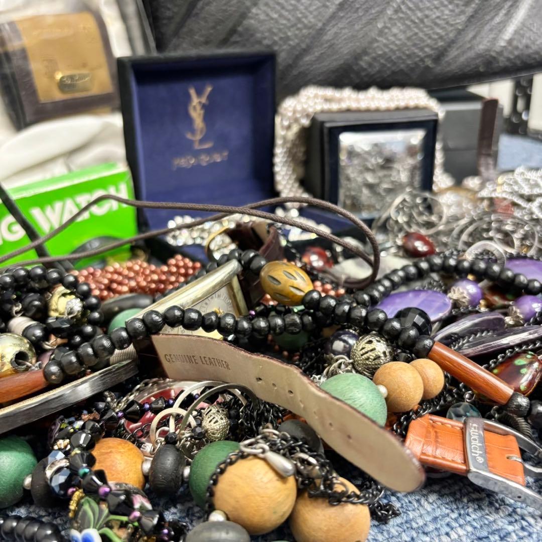 遺品整理 アクセサリー 時計 まとめ ブローチ タイピン 刻印未検品