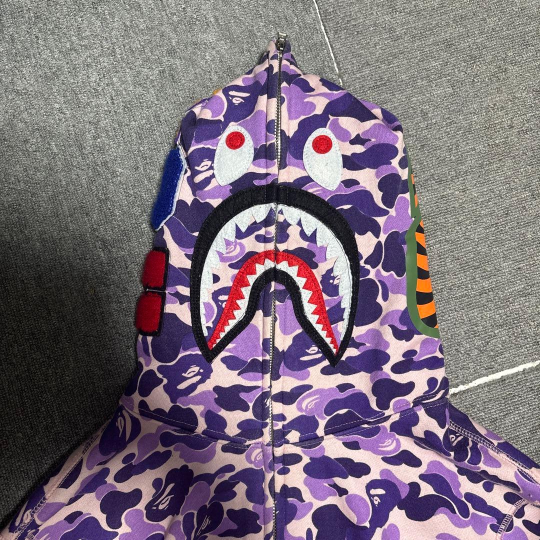 BAPE シャークパーカー紫迷彩 正規品 - メルカリ