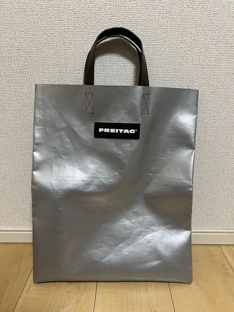 FREITAG フライターグ トートバッグ シルバー グレー - メルカリ