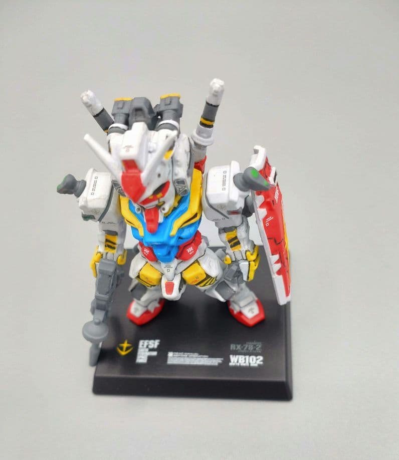 ミ*ヘ様 ガンダムコンバージ 白いガンダム 全塗装リペイント（旧カラー