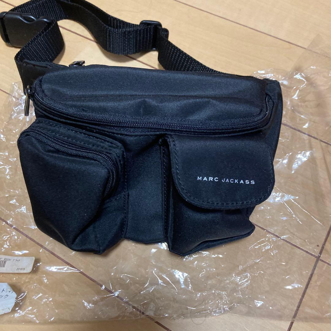 マークジェイコブス ウエストポーチ - メルカリ