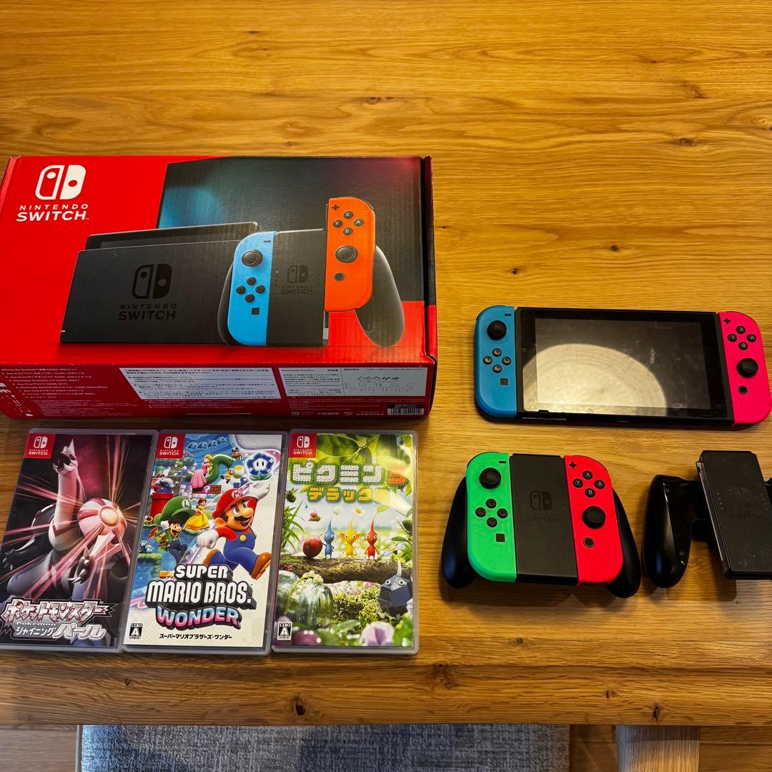 ゆーちゃんまんさん専用　Nintendo Switch 本体セット アクセサリーセットがお得！ヤマダウェブコムにてNintendo Switch 有機