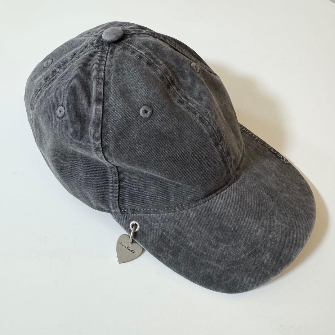 はちこ様専用acne studios ペンダントツイルキャップ - メルカリ