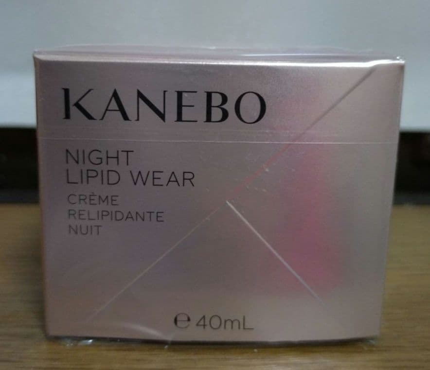 カネボウ ナイトリピッドウェア 40g