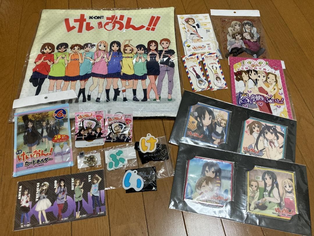 けいおん! グッズセット 映画特典 応募シール 等 希少 ☆限定☆AZUSA LUNCHセット [映画「けいおん！」] | 二次元