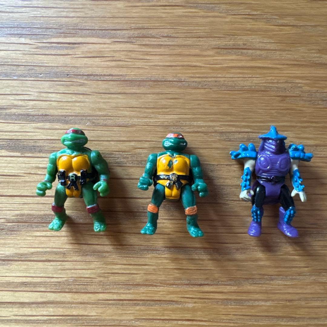 タートルズ ミニフィギュア 3体セット - メルカリ