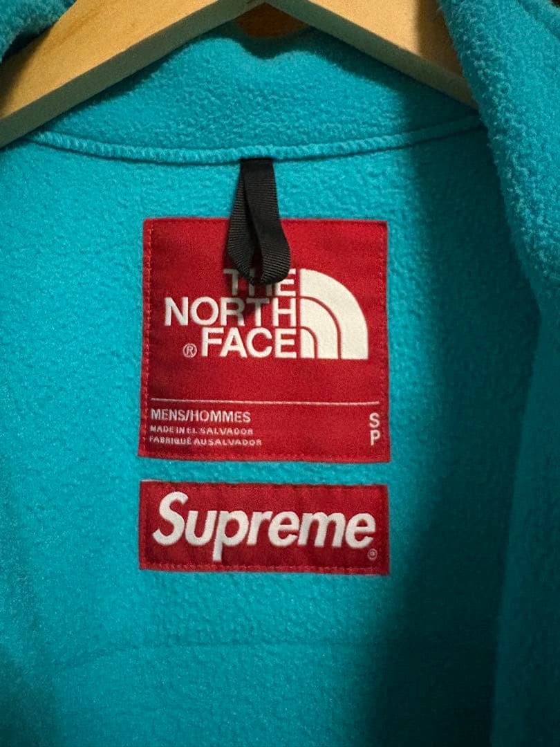 シンイチ様 シュプリーム ノースフェイス デナリ フリース 青 - メルカリ