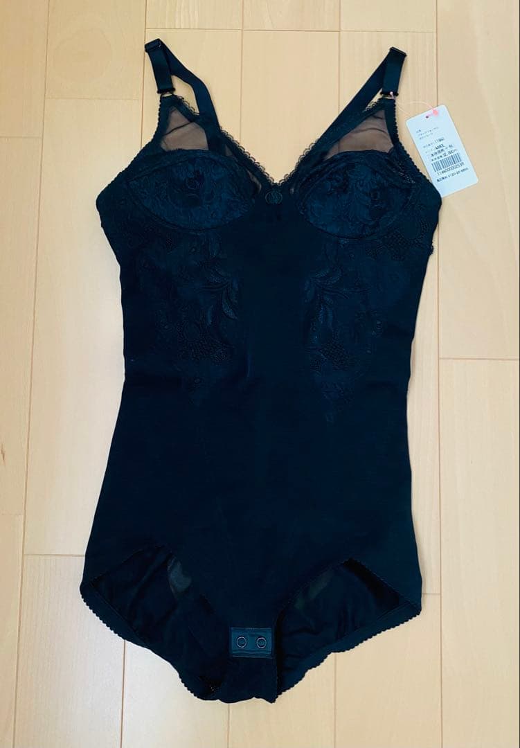 ダイアナ　ブラックフォーマルボディスーツ