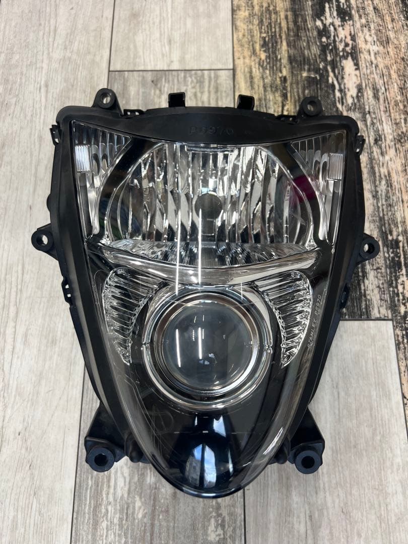 2008 gsx1300r ハヤブサ 純正ヘッドライト送料込