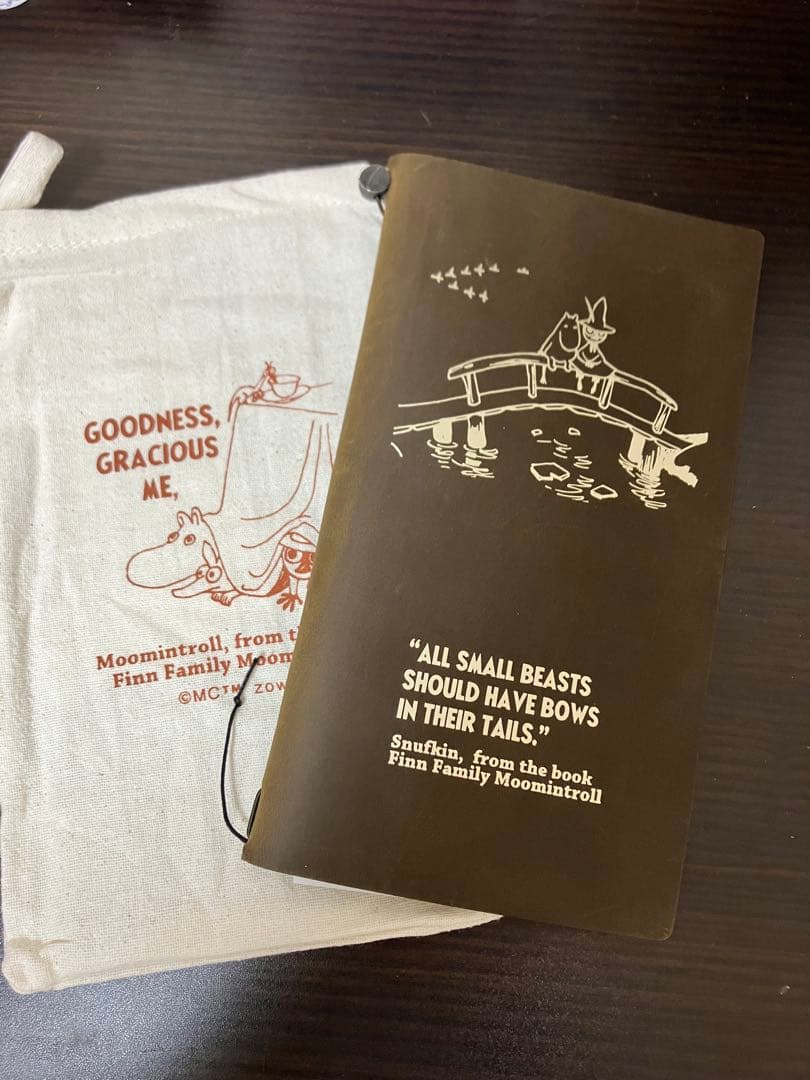 トラベラーズノート　MOOMIN 革カバー、コットンケースセット トラベラーズノート 限定セット MOOMIN ムーミン一家 - TRAVELER'S