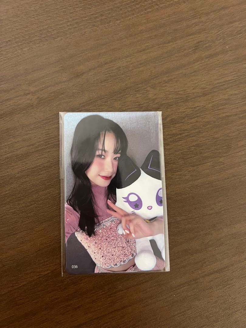 ME:I 笠原桃奈 MO:NA おすわりME:EYE's ぬいぐるみ ミャイ