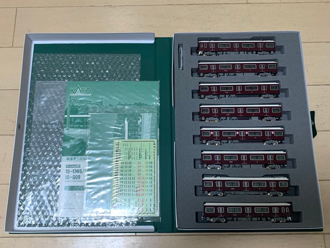 KATO 10-1365/1366 阪急9300系 京都線 基本+増結 8両 Nｹﾞｰｼﾞ KATO 10-1365+1366 阪急電鉄9300系 京都線 基本+增結セット(8両