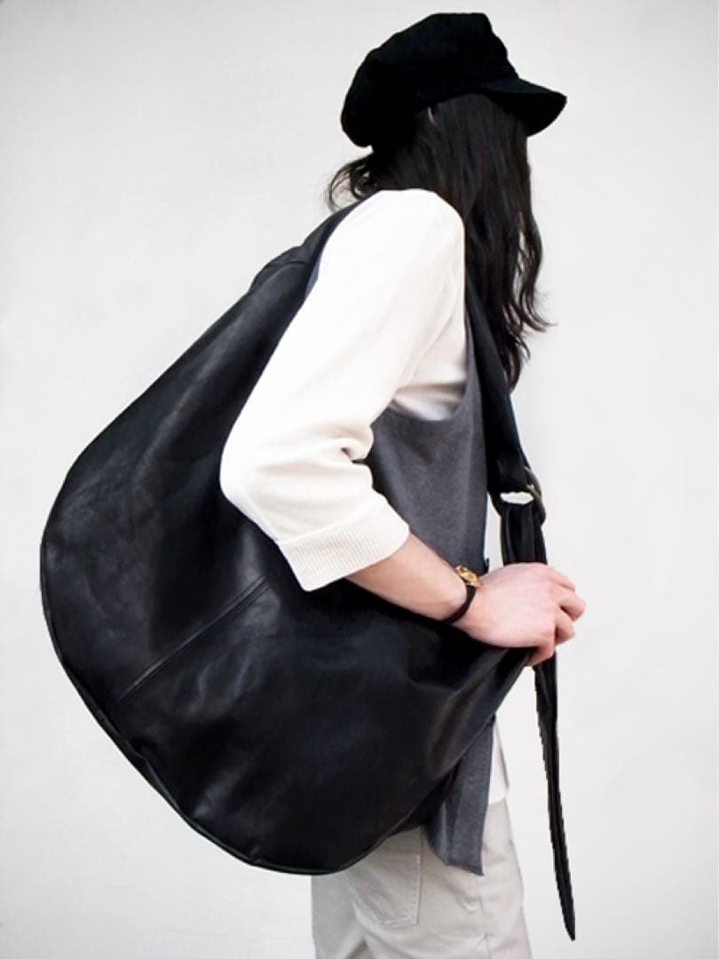 Wizzard men’s messenger bag