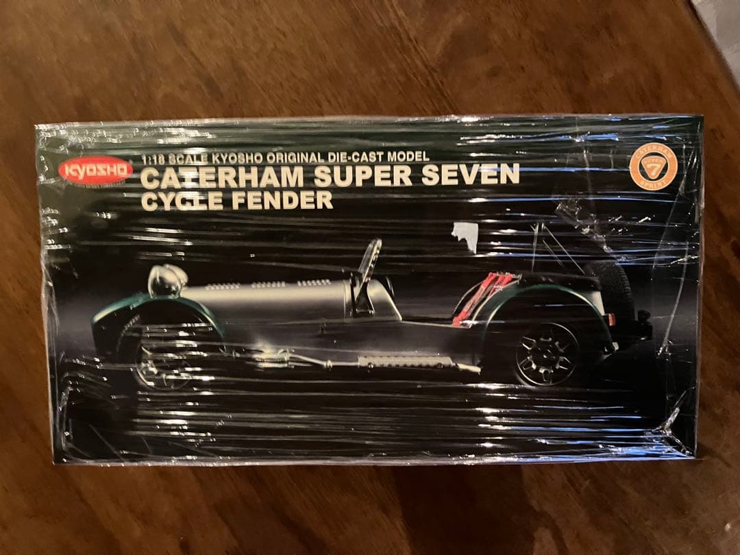 京商 1/18CATERHAM SUPER SEVEN CYCLE FENDER