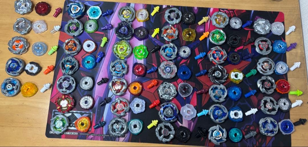 ベイブレードx 引退品　39個　まとめ売り