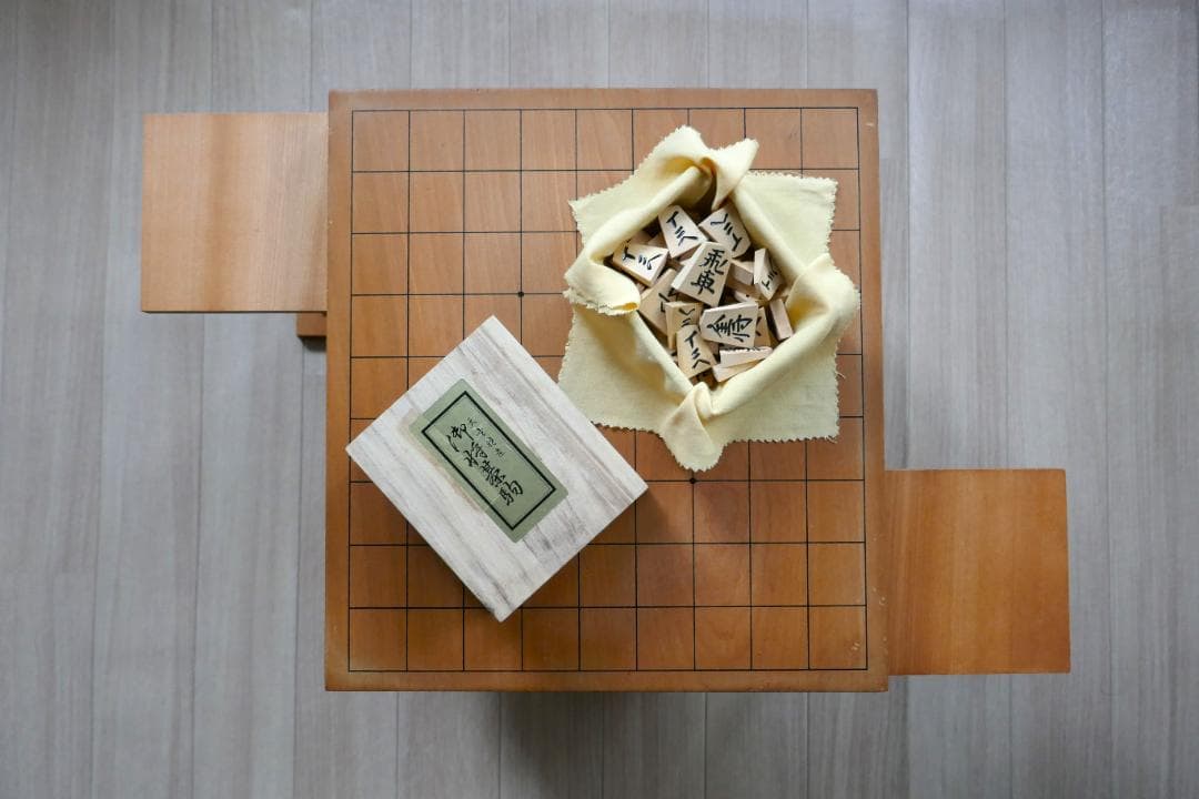 将棋セット　将棋盤　将棋駒　駒台　板目　値段交渉歓迎　手渡し歓迎 楽天市場】将棋盤セット 実用新案の蝶番のない棋になる折将棋盤と