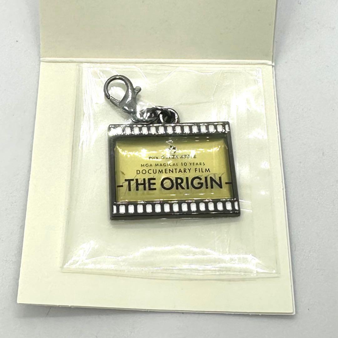Mrs.GREEN APPLE 映画グッズ メタルチャーム ORIGIN - メルカリ