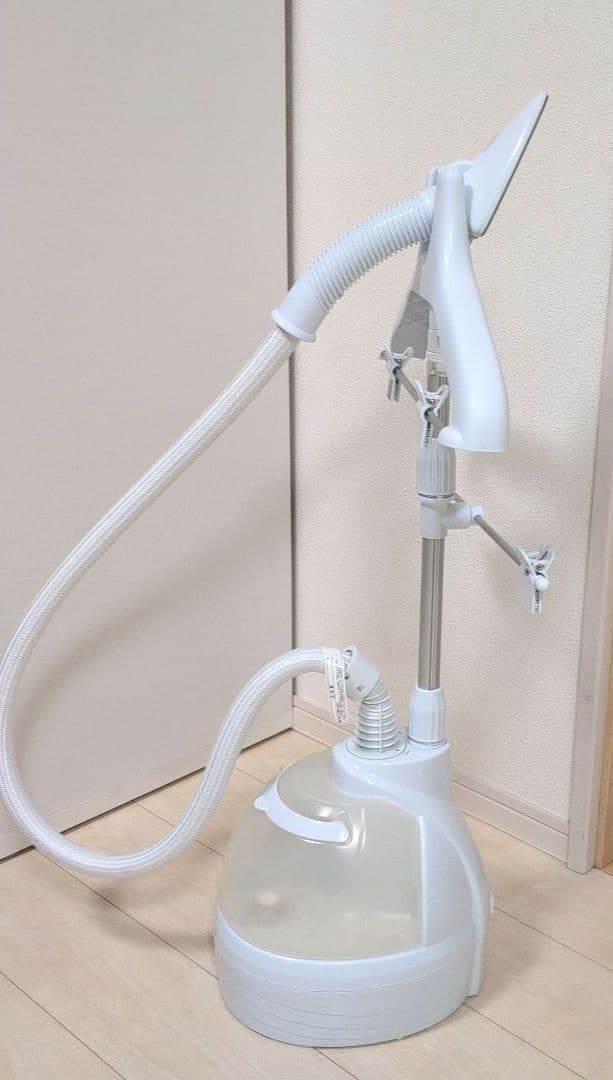 美品】 CONAIR コンエアー ガーメントスチーマー GS18H - メルカリ