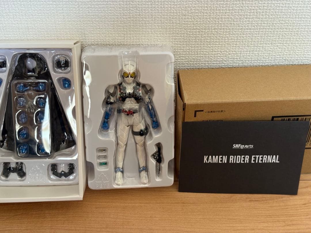 すいげつ　S.H.Figuarts 真骨彫製法 仮面ライダーエターナル