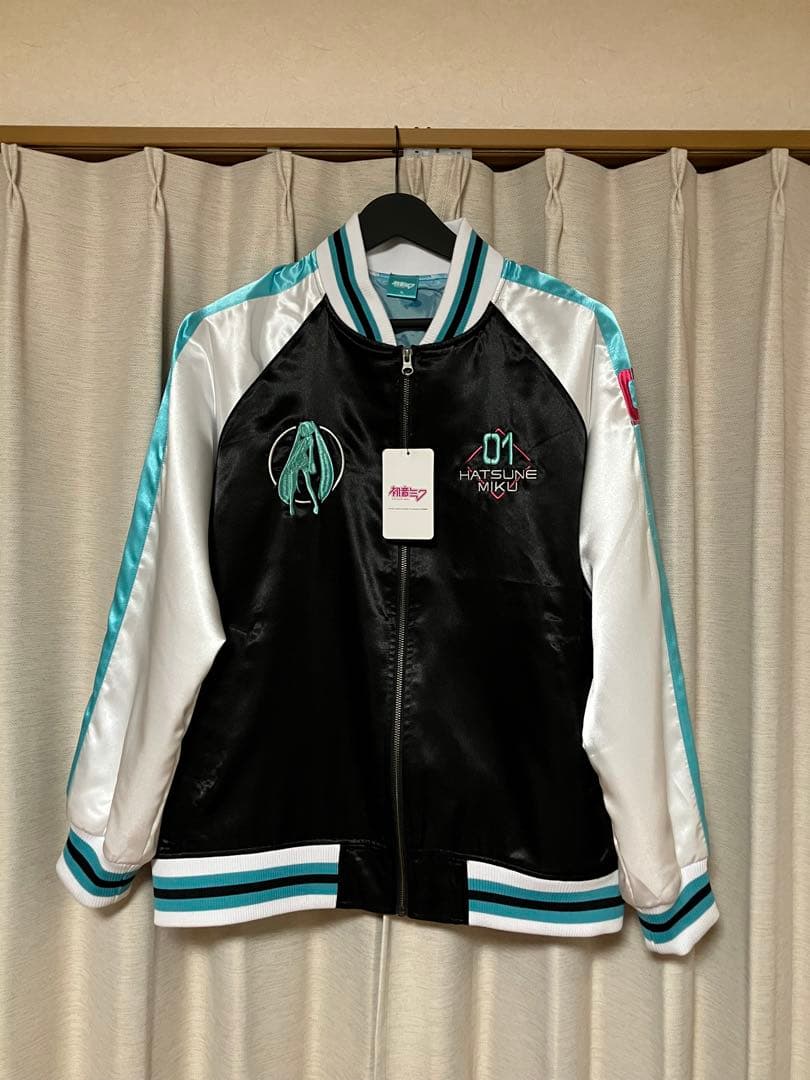 【新品】初音ミク XLサイズ HATSUNE MIKU スカジャン