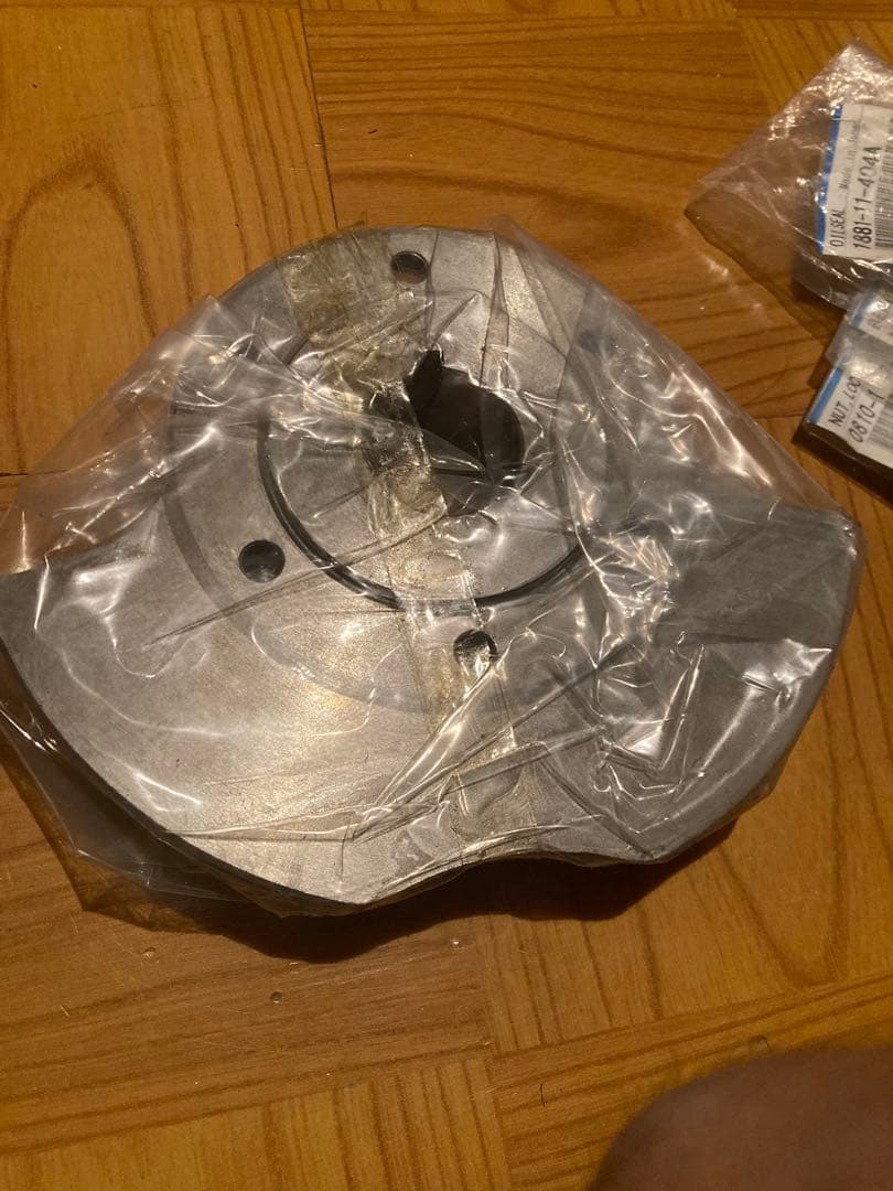 f*9様 Mazda 純正　カウンターウェイト　SE3P RX-8 マツダ（Mazda） MAZDAマツダ純正 RX-8 リアショックアッパーマウント