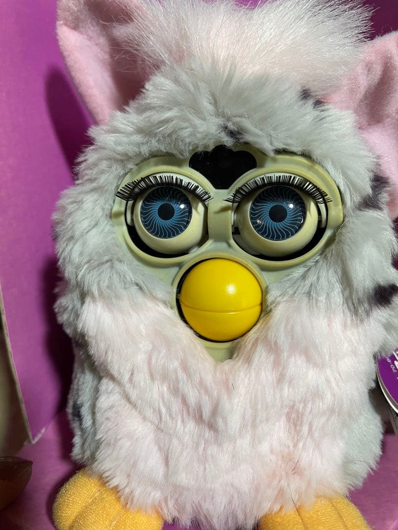 ジャンク品】初代ファービー(英語版)グレーピンク - メルカリ