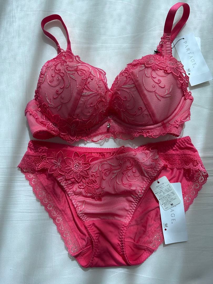 ワコール　パルファージュ　PARFAGE ブラジャーショーツセット D65