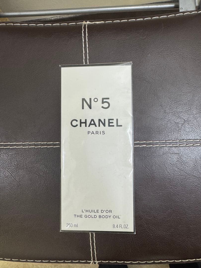 CHANEL シャネル No5 ザゴールドボディオイル 250ml