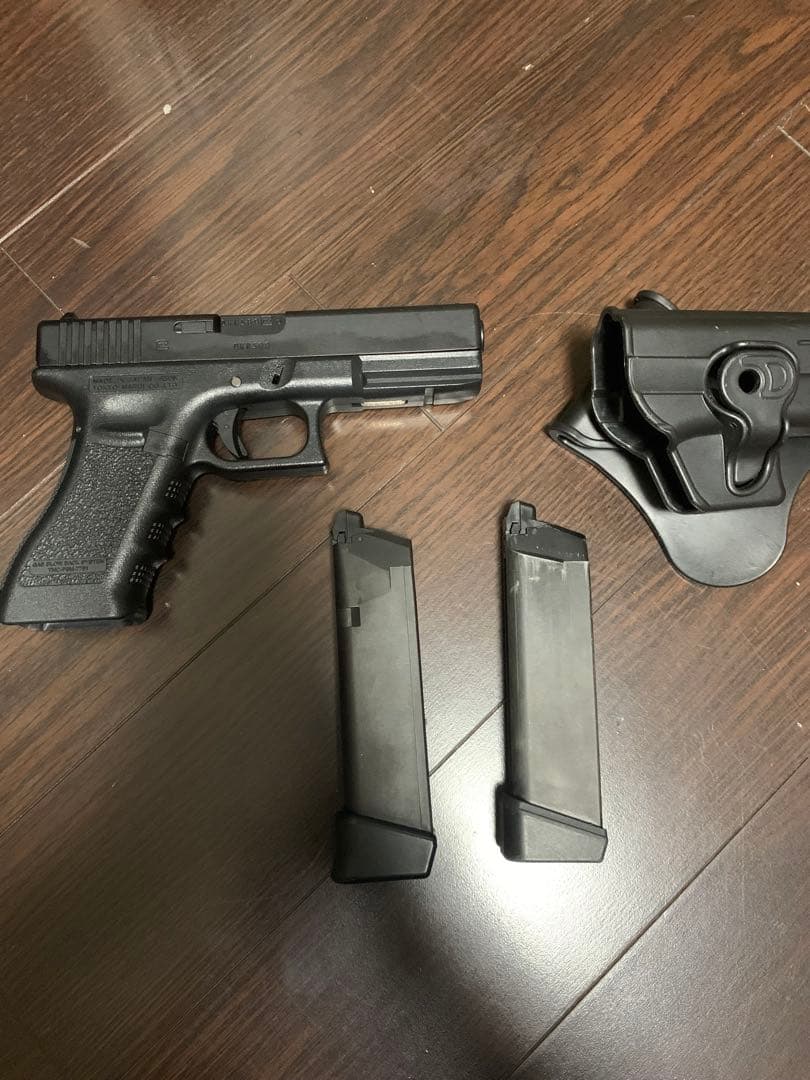 Y*t様 東京マルイ　グロック22 マガジン2本、ホルスター