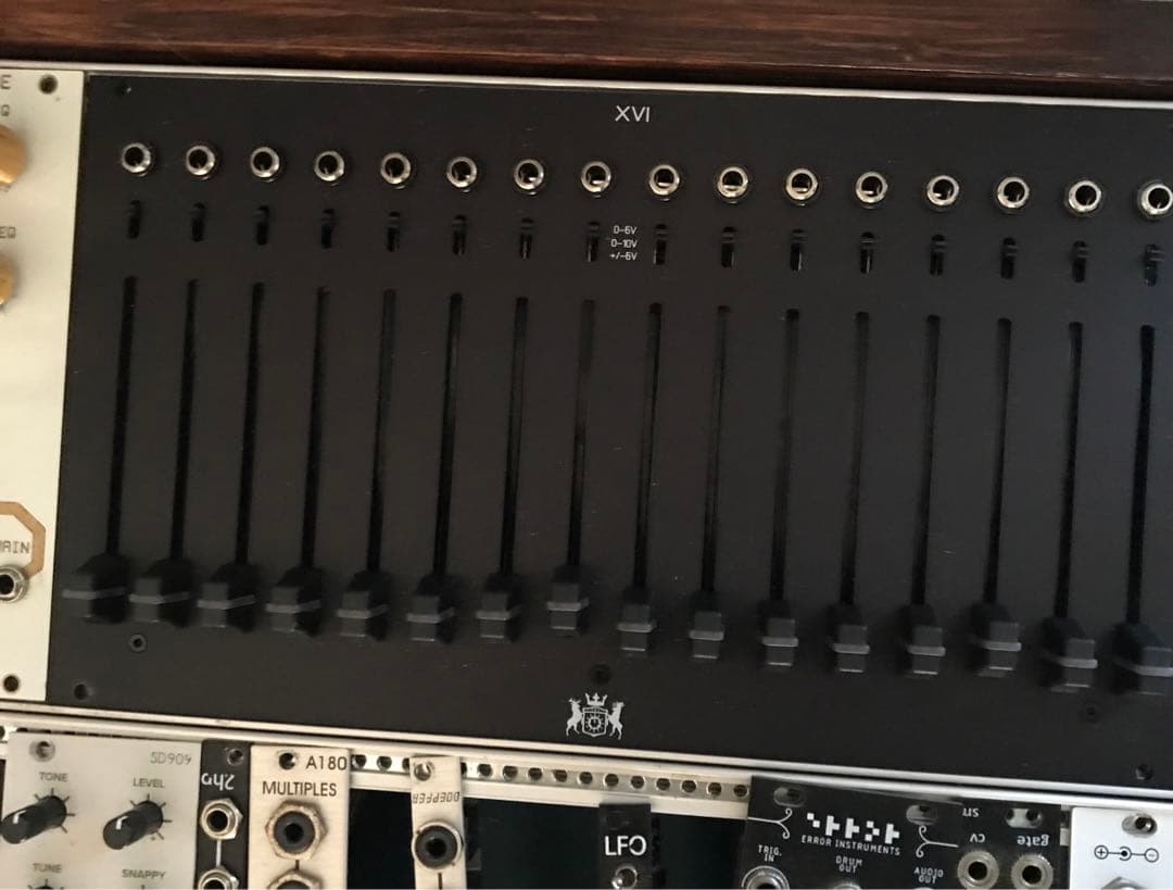 モジュラーシンセ 2019年6月現在のライブ用モジュラーシステム｜Z_Hyper