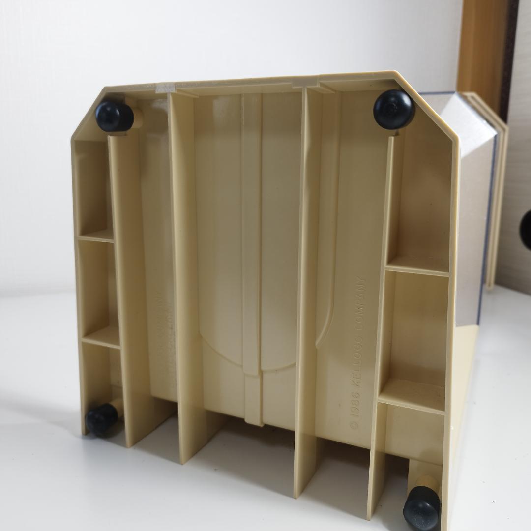 ケロッグシリアルディスペンサー ディスプレイ 世田谷ベース アメリア