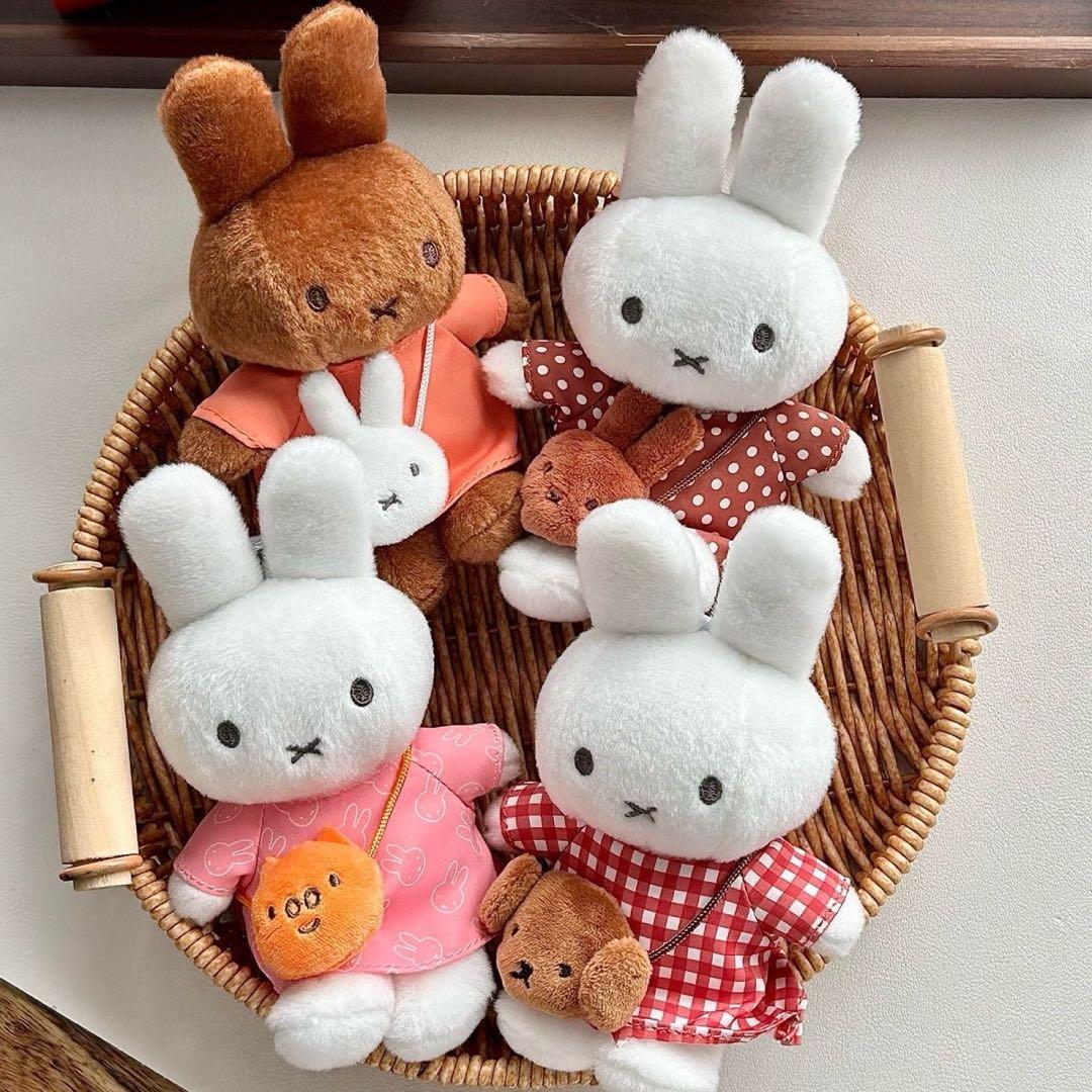 ミッフィー ぬいぐるみ キーチェーン ミニバッグシリーズ vipo - メルカリ