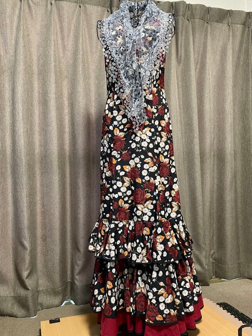 フラメンコ衣装　ワンピース・シージョ２点つき ROP-88-1】グレー/ダークペーズリーワンピース（フレコ・シージョ付