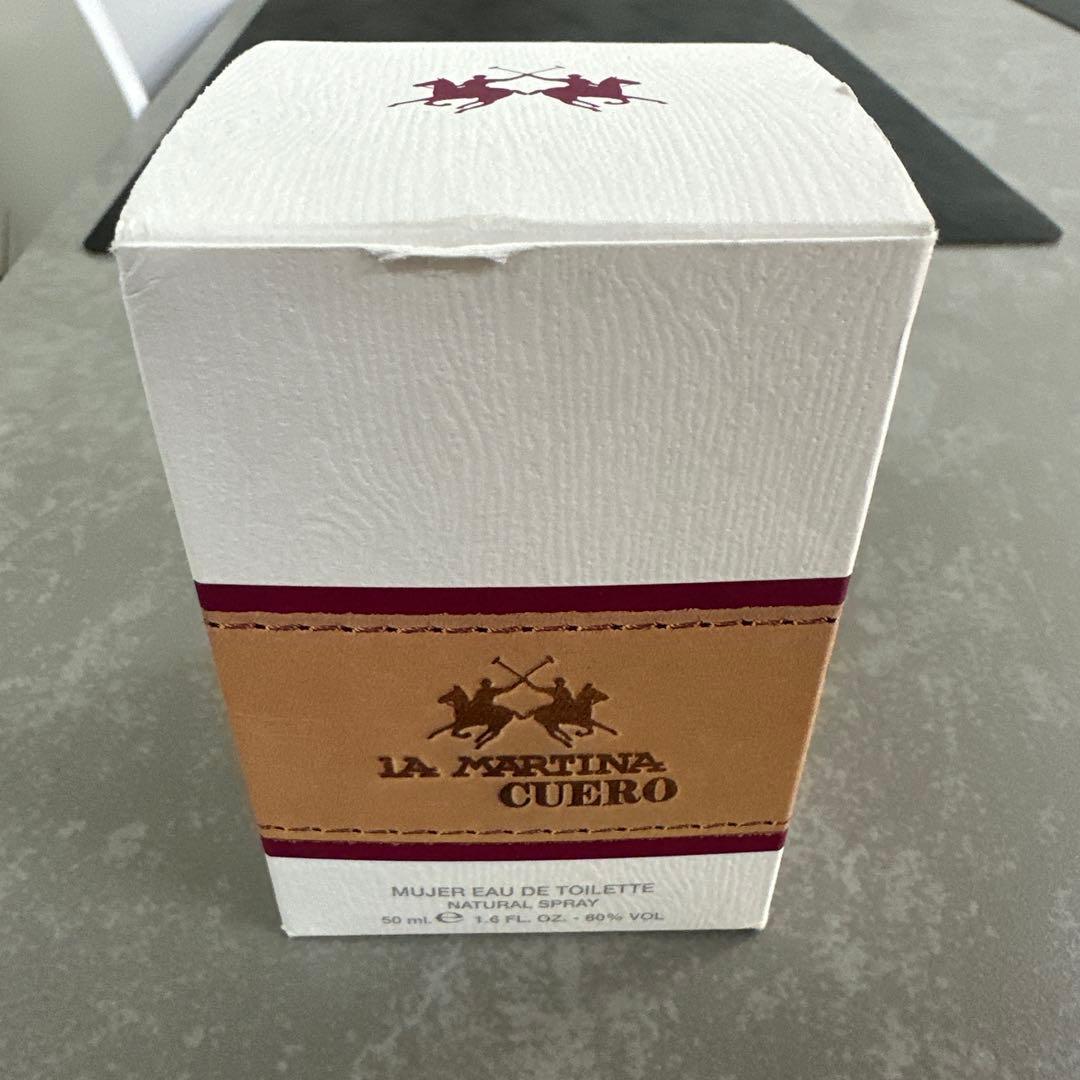 ラ・マルティナ クエロ ムヘール オードトワレ