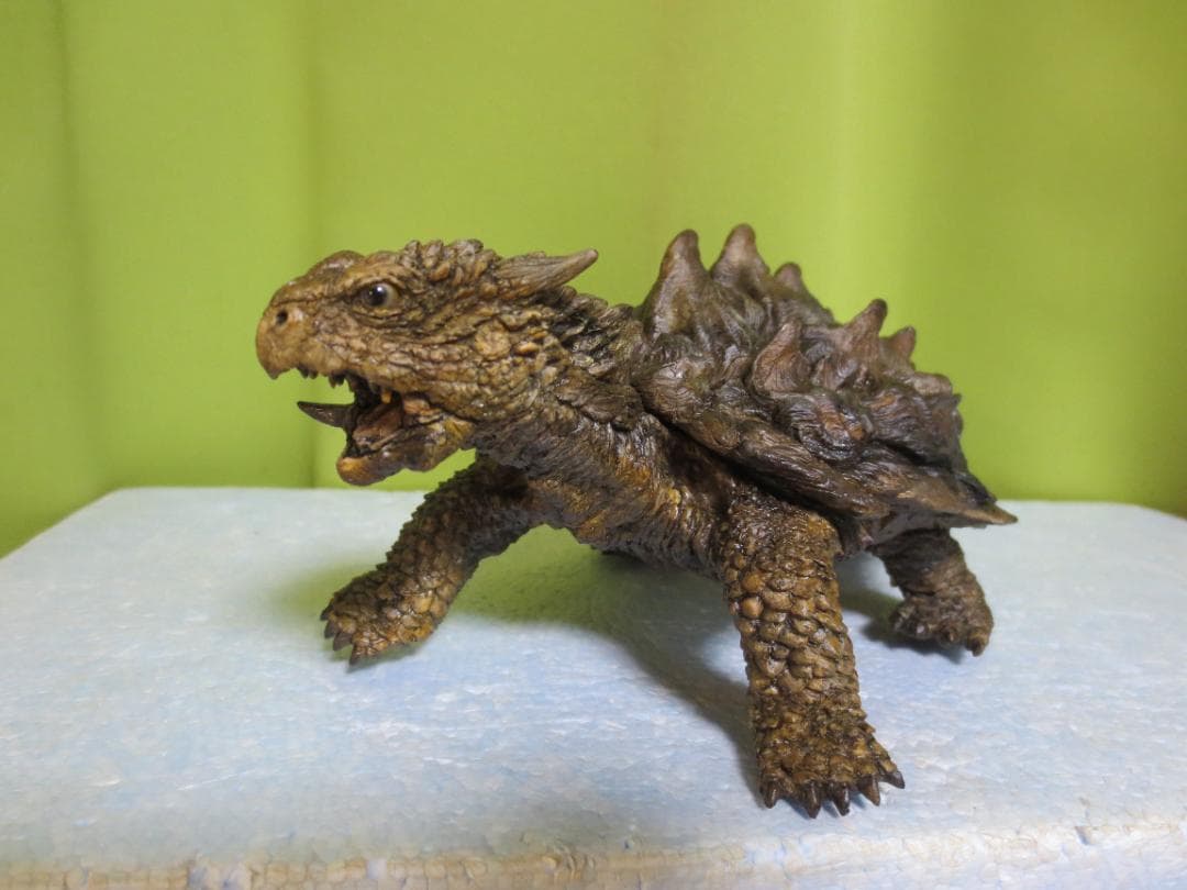 KAME HOUSE　幻獣の亀　フィギュア　完成品　22㎝　ガメラ