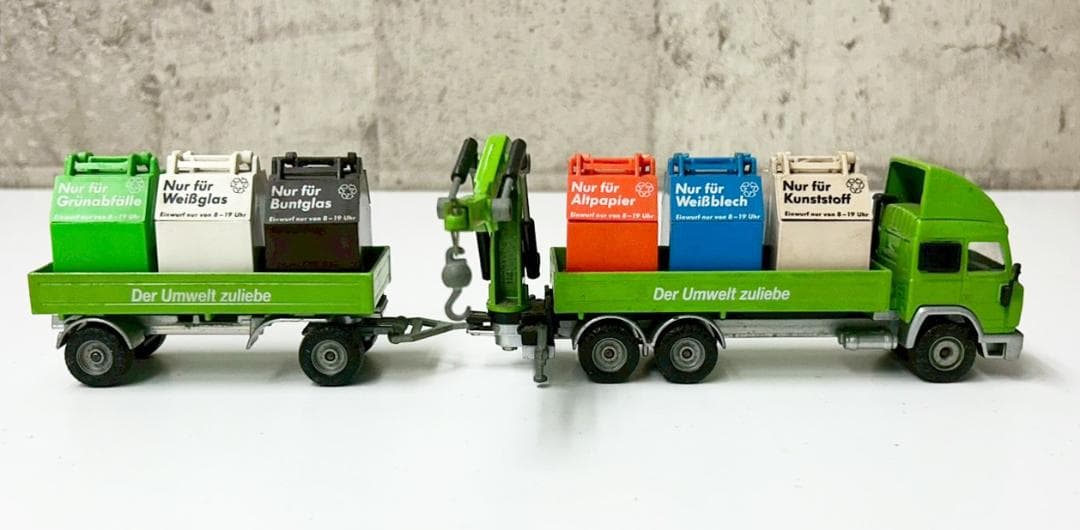 Siku（ジク）3813 イヴェコ ターボスター リサイクリングトレーラー
