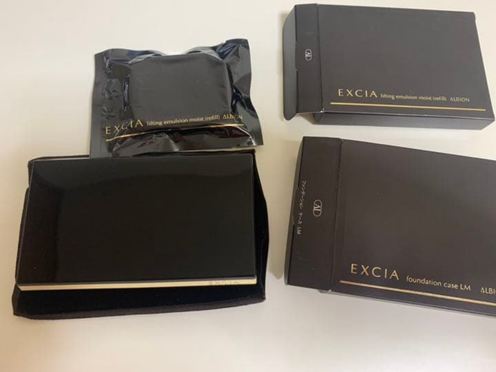 アルビオン　エクシアAL リフティング　エマルジョン　ファンデーション　ケース