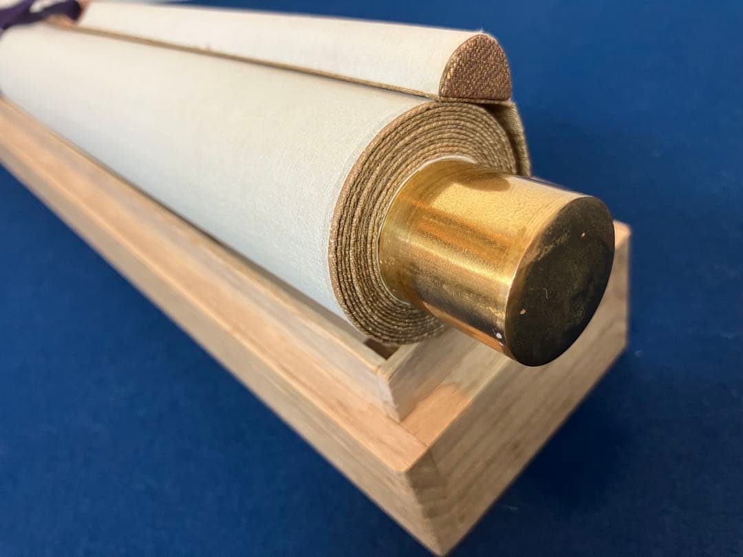 石橋和巳【観音 図】絹本　共箱　掛軸