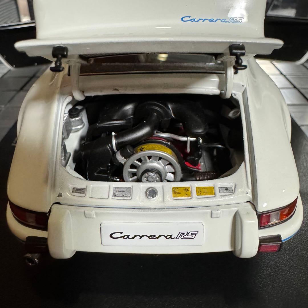 絶版未展示品オートアート1/18ポルシェ911 カレラ RS 2.7 1973 - メルカリ