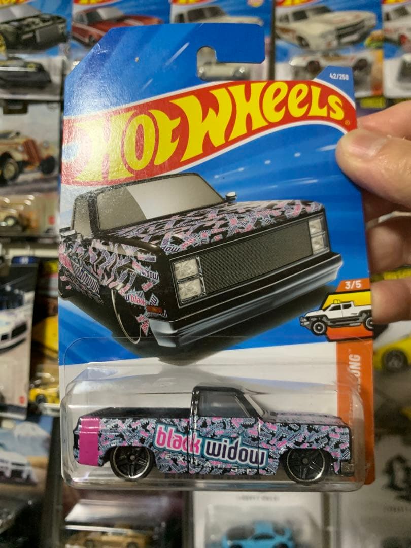 Hot Wheels 83 CHEVY SILVERADO - メルカリ