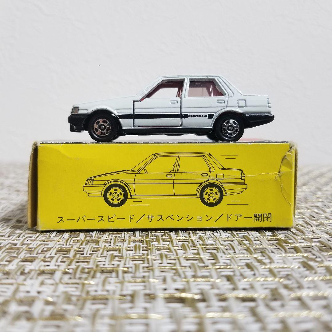 トミカ 黒箱 No.32 トヨタ カローラ 4ドア セダン 日本製 - メルカリ