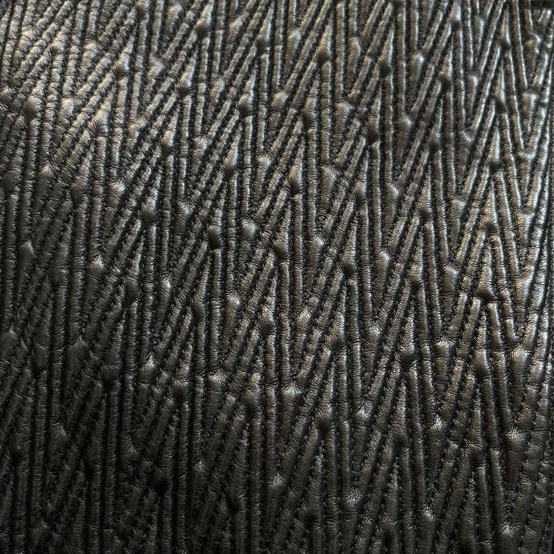 美品 アルマーニコレツィオーニ キルティング ラムレザー ブルゾン 黒