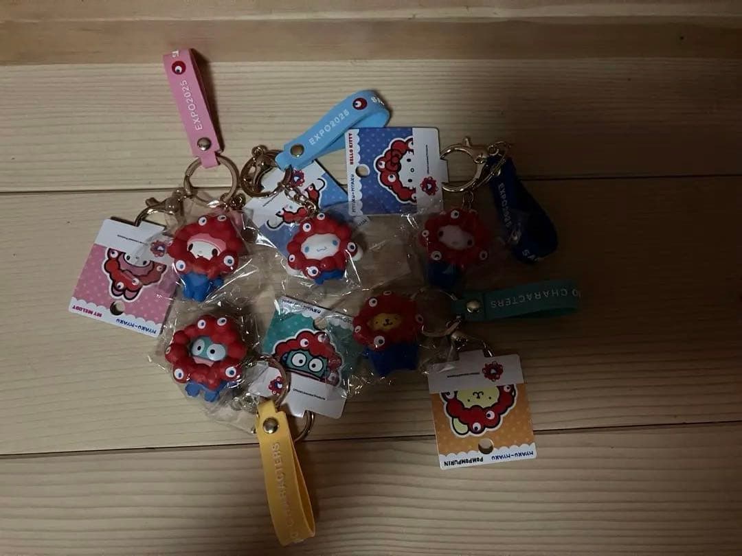 大阪・関西万博 ミャクミャク サンリオ 立体マスコットストラップ5体セット