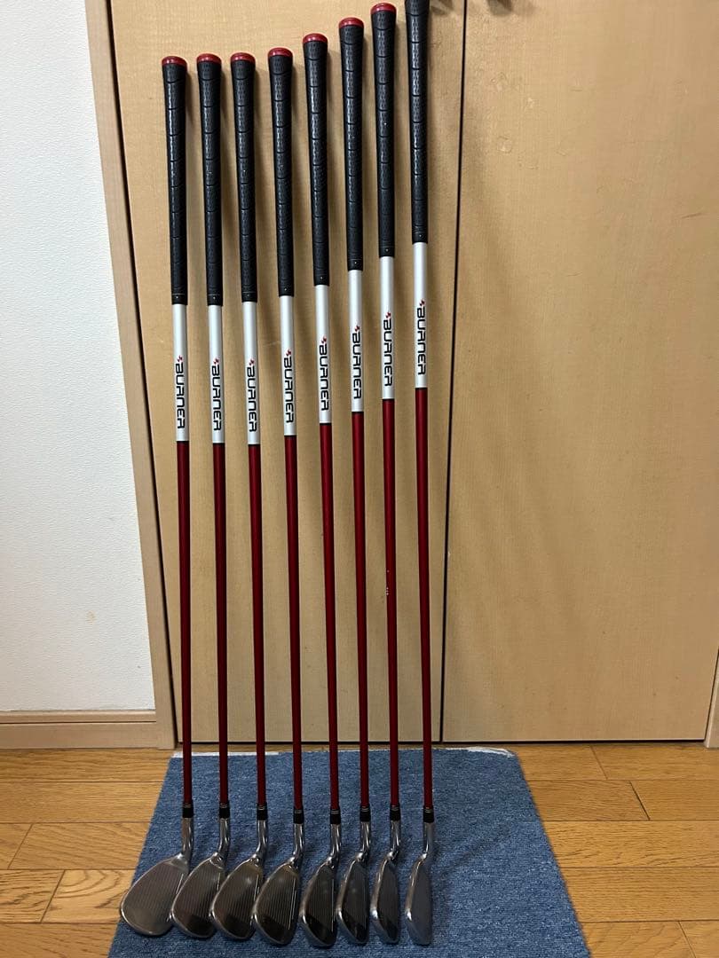 渡辺あきお 「ほう ほう ほう」絵画ふくろう そっと近づくの通販はau