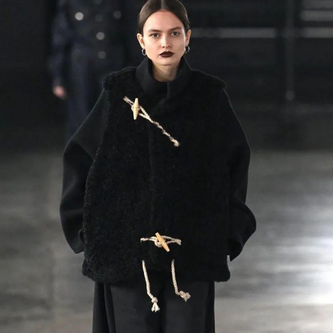 25AW ハイクHYKE ★新品★ダブルフェイス ダッフルコート ボアブラック2