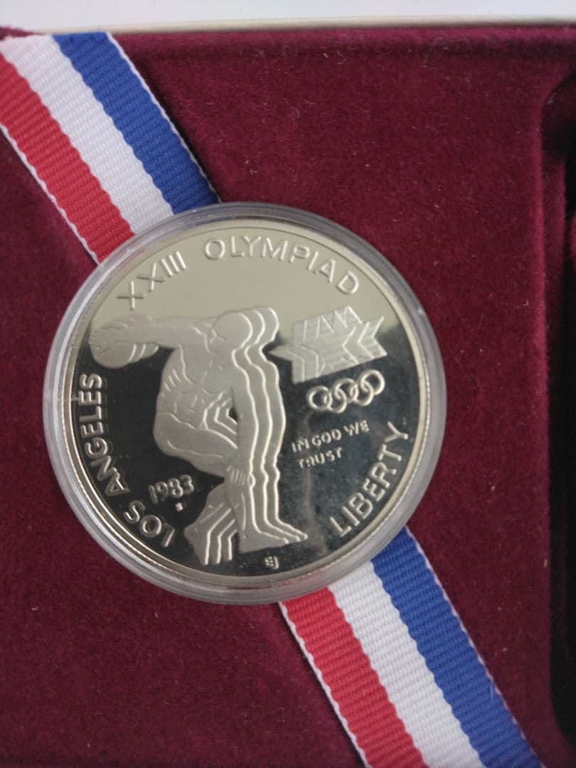 ロサンゼルスオリンピック記念銀貨 3個セット 合計80,19g SV900 - メルカリ