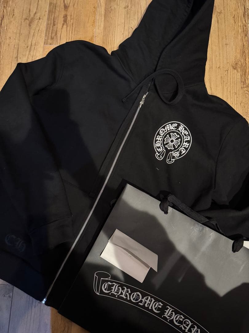【2025年購入美品】Chrome Hearts 東京限定 ジップパーカー