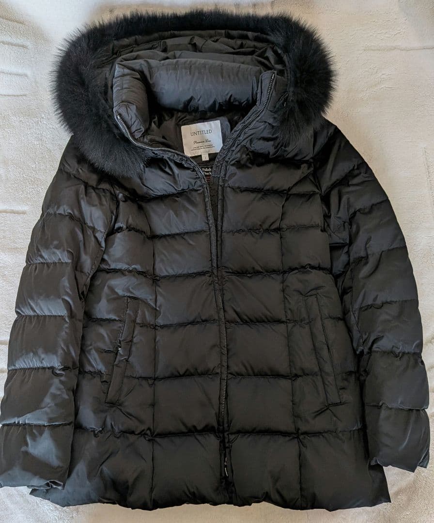 UNTITLED フード付きダウンジャケット ブラック